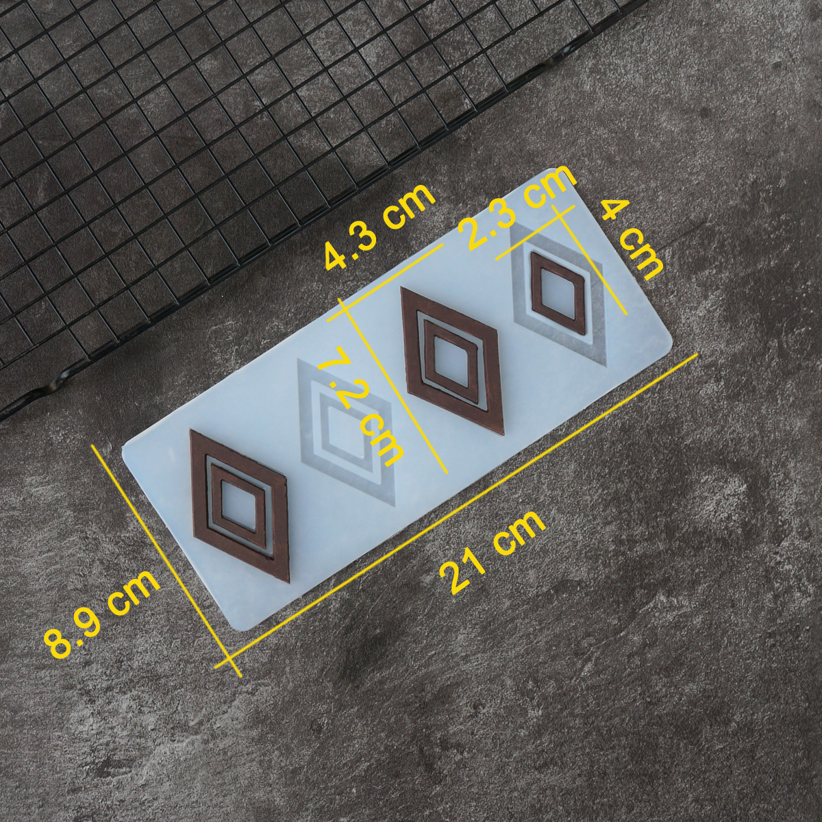 Hollow Out Rhombus Pattern Cho - Silicone Baking Mat 评论和价格