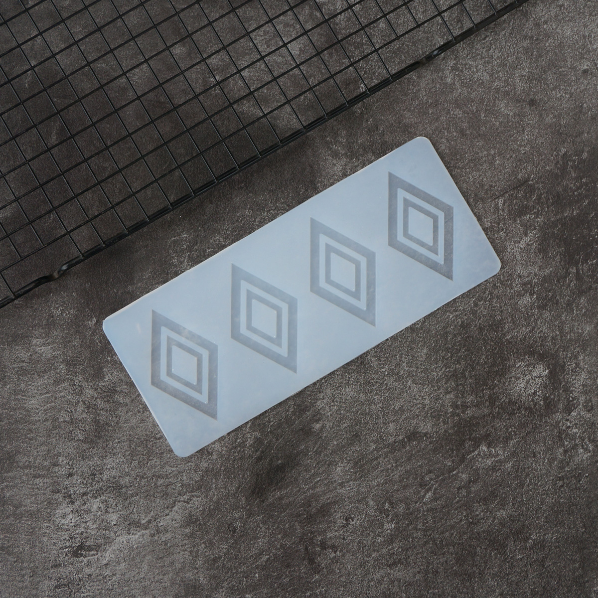 Hollow Out Rhombus Pattern Cho - Silicone Baking Mat 评论和价格